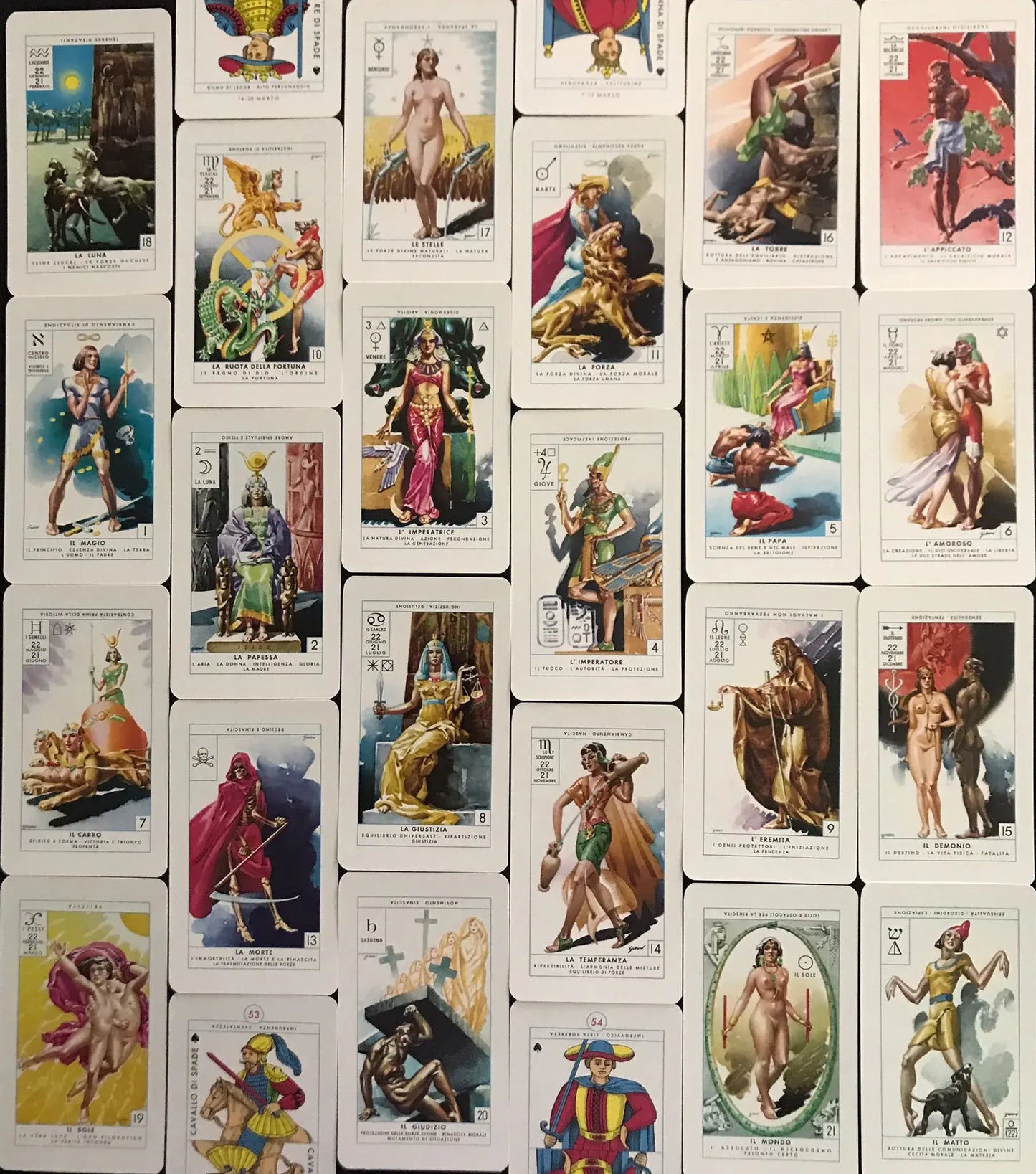 Cagliostro Tarot in Wooden Box - Limited Editions - Silver Cat Edition