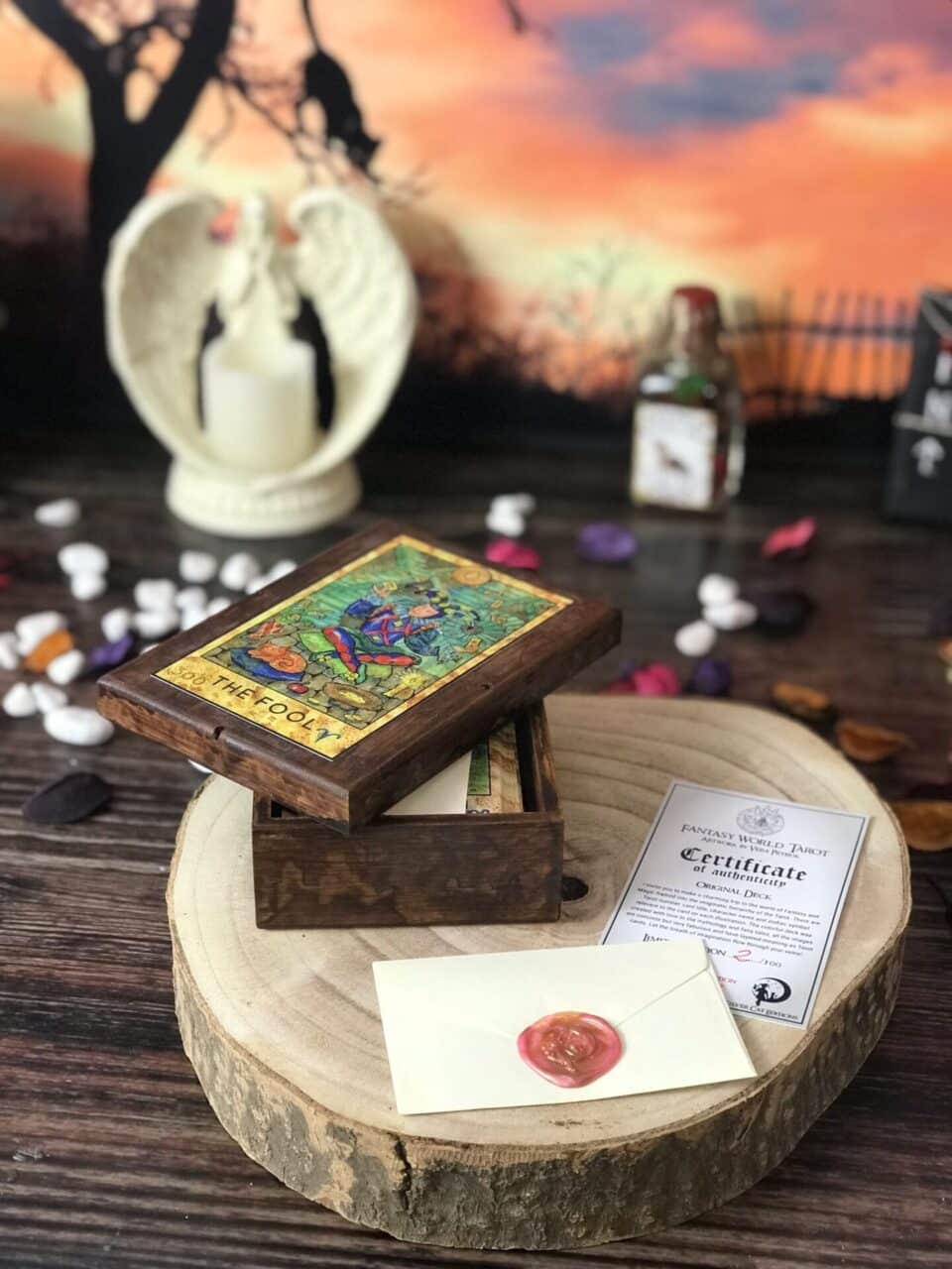 FANTASY WORLD TAROT Special Limited Edition numbered of 100 copies in Wooden Box