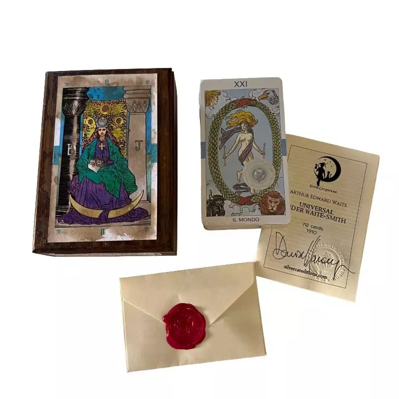 Universal_Rider_Waite_Tarot_1